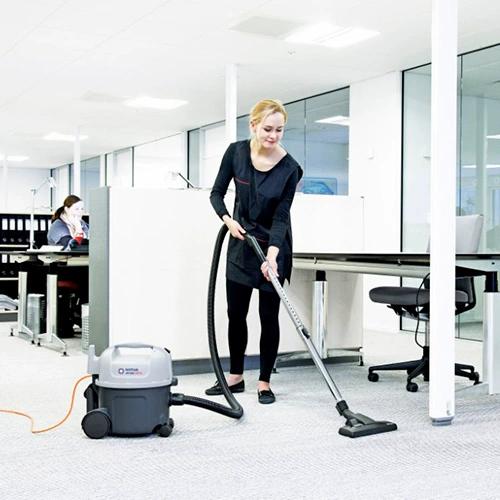 Đan Mạch Liqi NILFISKVP300 máy hút bụi phòng khách sạn máy hút bụi văn phòng máy hút bụi kinh doanh thùng - Máy hút bụi