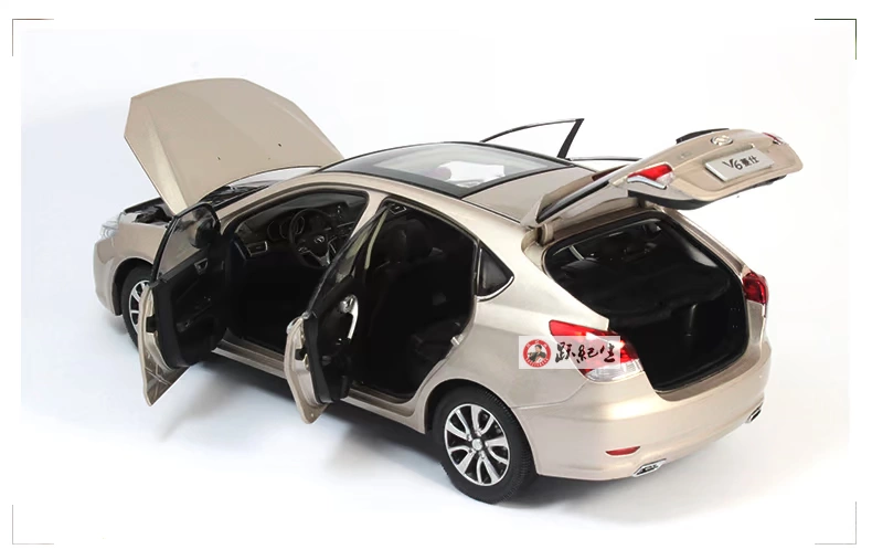Hợp kim nguyên bản 1:18 Đông Nam Lingshi V6 Mẫu xe ô tô tĩnh đồ chơi con nít