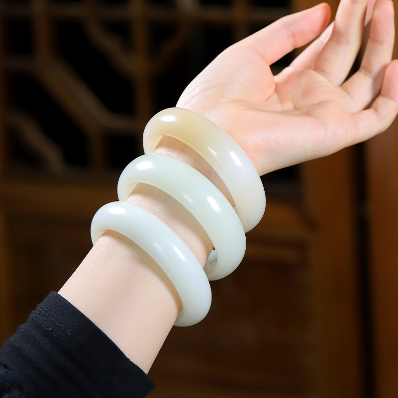 New Arrivals on Bazaar | Yushifang Natural Hetian Jade Russian White Jade Bracelet Sugar White Jade Bangle Bracelet New Arrivals on Bazaar | Yushifang Natural Hetian Jade Russian White Jade Bracelet Sugar White Jade Bangle Bracelet