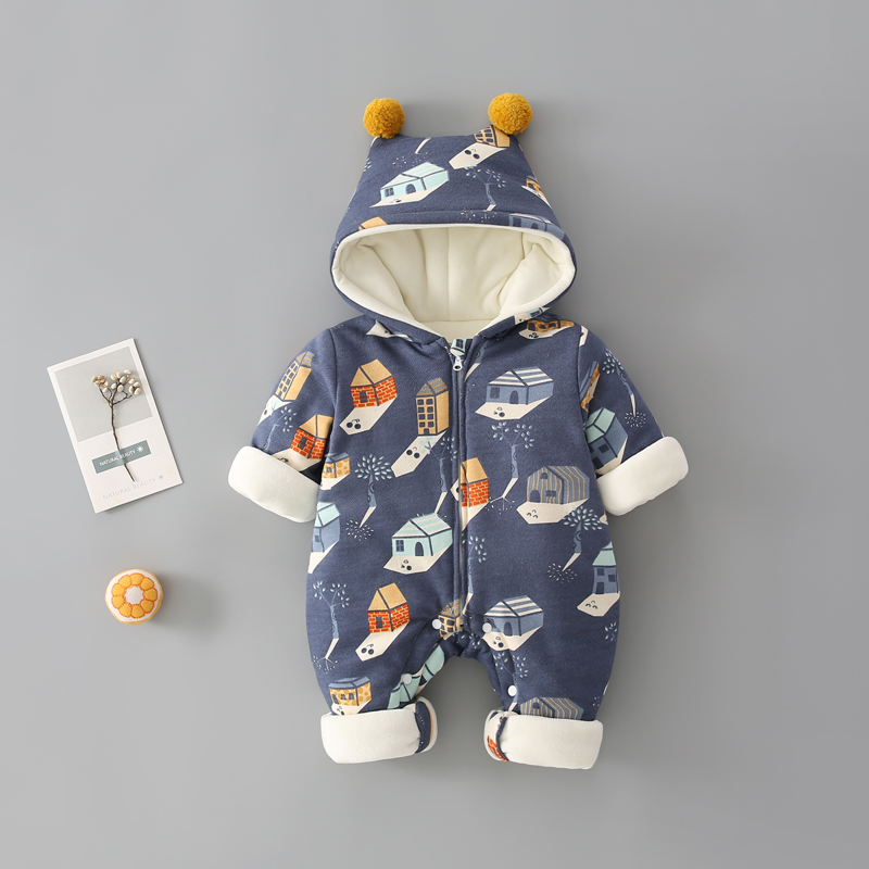 Newborn baby autumn and winter clothes thickened children's clothes 3 months 0 men 6 outing suits cute one-piece winter 5 super cute