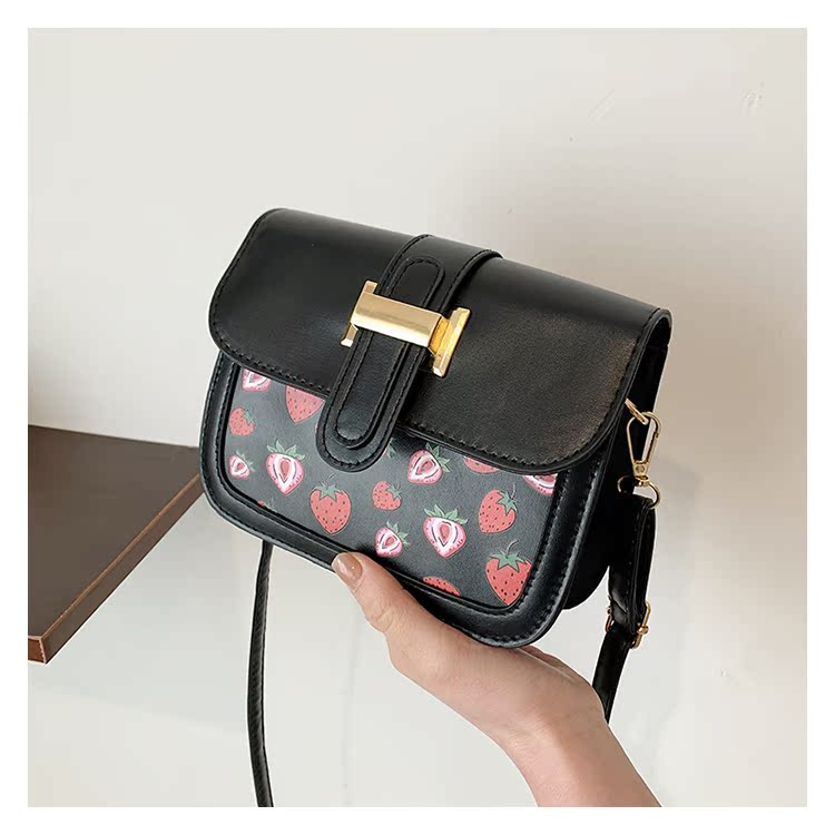 Women's Small Pu Leather Fruit Strawberry Cute Streetwear Square Magnetic Buckle Shoulder Bag display picture 28