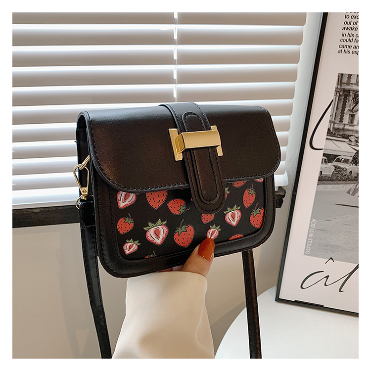 Women's Small Pu Leather Fruit Strawberry Cute Streetwear Square Magnetic Buckle Shoulder Bag display picture 44