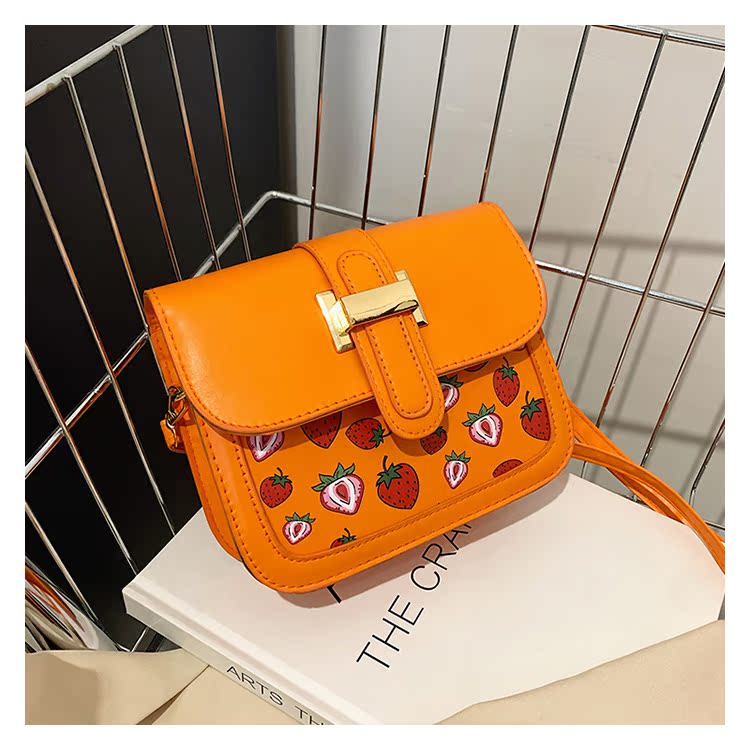 Women's Small Pu Leather Fruit Strawberry Cute Streetwear Square Magnetic Buckle Shoulder Bag display picture 55