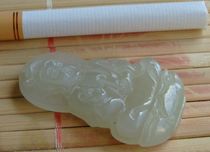 (Antique) (Versatile) (Jade material is warm and moist) Qinghai Jade (green and white jade)----Baoping Guanyin