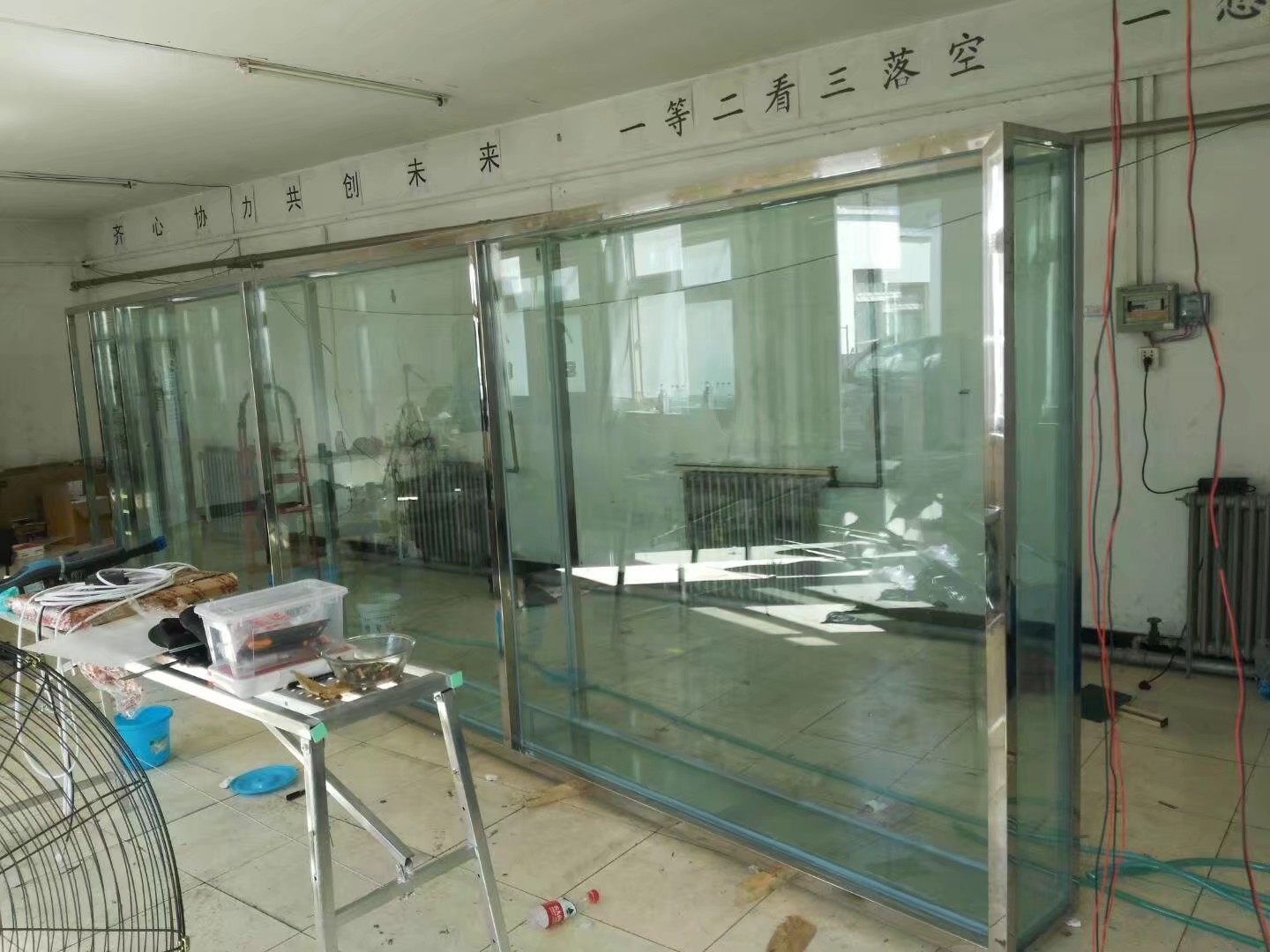 Beijing Mega Gold Crystal Super White Pinch Rubber Double Bottom Fish Tank Experimental Sink Special Shaped Bullet Shaped Custom Home Turtle Cylinder