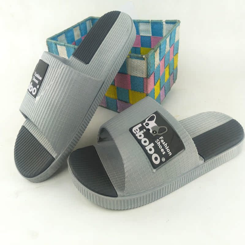 Mới thêm dép mã lớn và dép nam phòng tắm mùa hè với một đáy dày chống trượt sandal nam đẹp