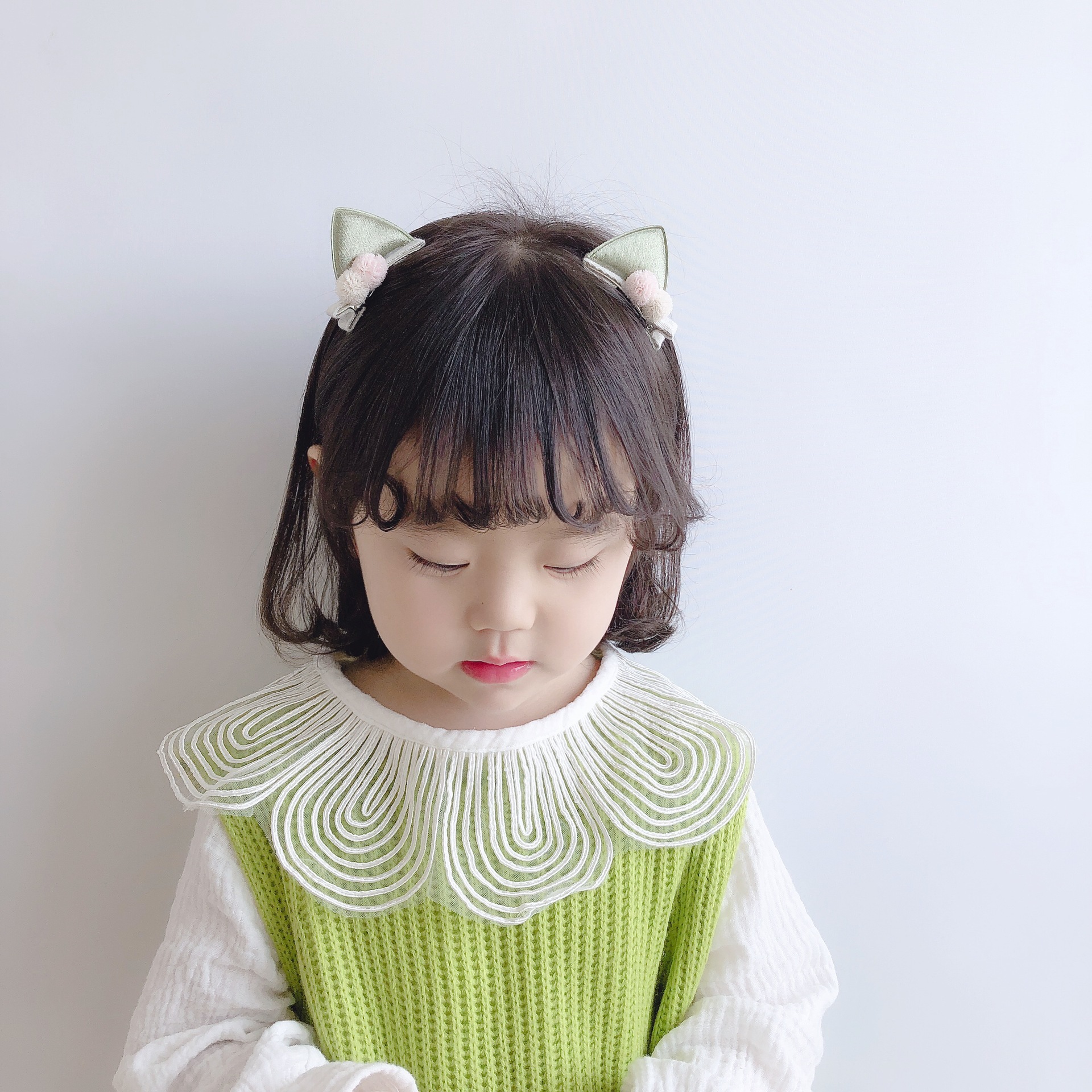 South Korea's new 100 hitch Pearlized Cloth Art Cat Ear Child to clip press clip hair clip hair clip haircut headwear