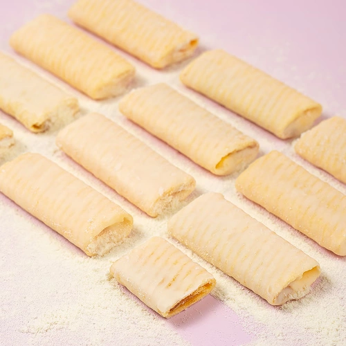 Jinda VC фруктовый соус шоколадной булты с яичным яйцом, хрустящая хрустящая сеть красных повседневных закусок (альбом Cocoa Butt)