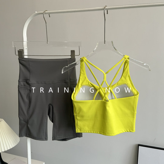 Women's fitness suit 2025 new summer style internet celebrity