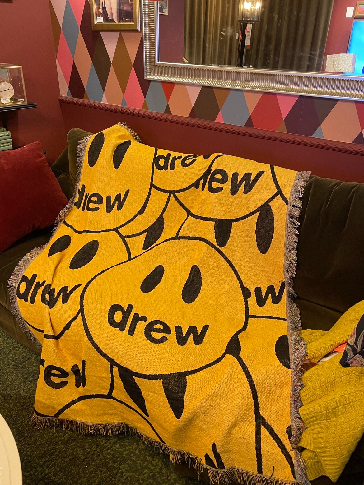 Smiley face Justin Bieber Drew house Decorated Carpet Cover Blanket Casual Blanket Bedside Blanket Sofa Blanket