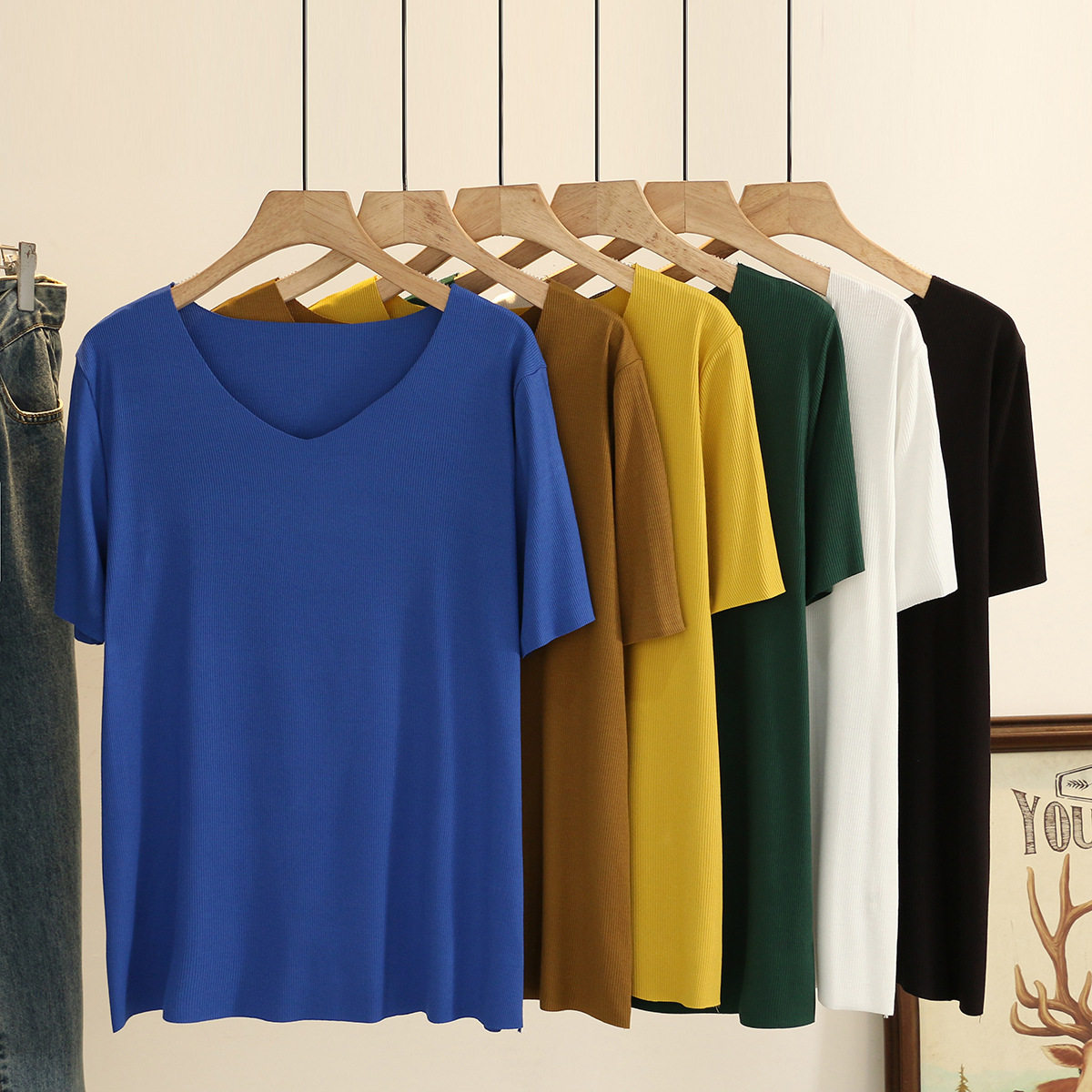 (Shangxiu Great size women's clothes) Spring Han version 200 catty MM 100 hitch pure T-shirt hit undershirt up for weight gain