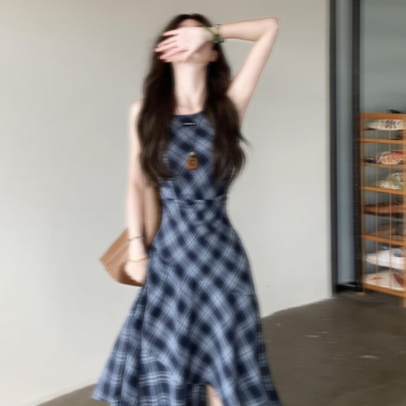 High-End Irregular Blue Plaid Dress for Women, Summer 2026 New Style, Petite, Elegant, Waist-Cinching Long Dress