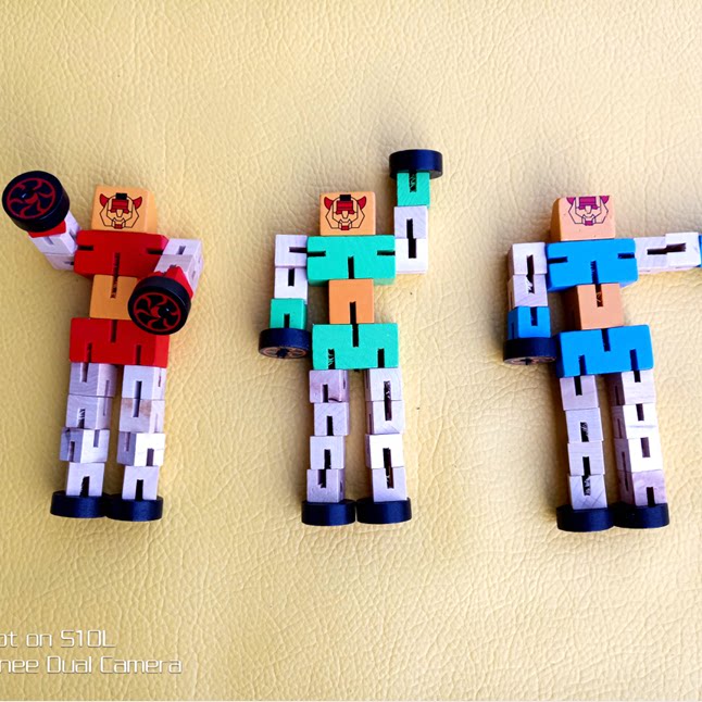 Mi Michi Play Environmentally Friendly Wooden Building Blocks Puzzle Puzzle Puzzle Exploring and Disassembly Unlock 100 Changing Magic Square Robot Toy