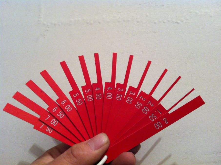 Plastic gap gauge feeler gauge 1 5-8mm plastic feeler gauge plastic feeler gauge thickness gauge plug gauge gap feeler gauge