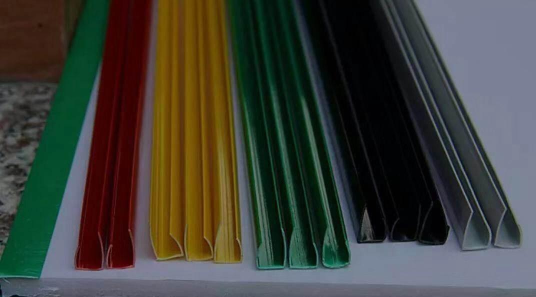 26 yuan 10 wholesale advertising KT board edge strip plastic foam board protective edge strip