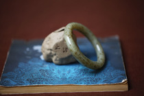 (QINGHE SUNSET) NATURAL HETIAN SUGAR JADE WATER GRASS FLOWER ROUND BRACELET 54 8MM