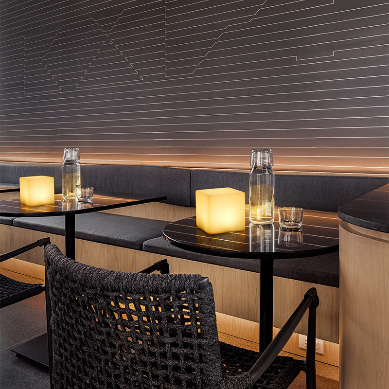 LED light-emitting dining room desktop small table lamp cafe dining table creative night light charging remote control clearing bar decorative light