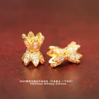 Двусторонний поднос для цветов из серебра 31# с позолотой и бриллиантами диаметром 6 мм.