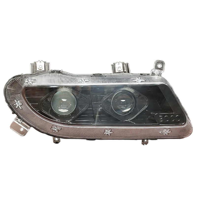 Applicable to Dongfeng Tianlong KL front fog lamp assembly LED modified dual lens super bright white light golden light adjustable 1