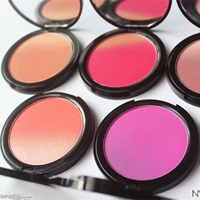American NYX Blush Polarized Gradient Blush Ombre Blush