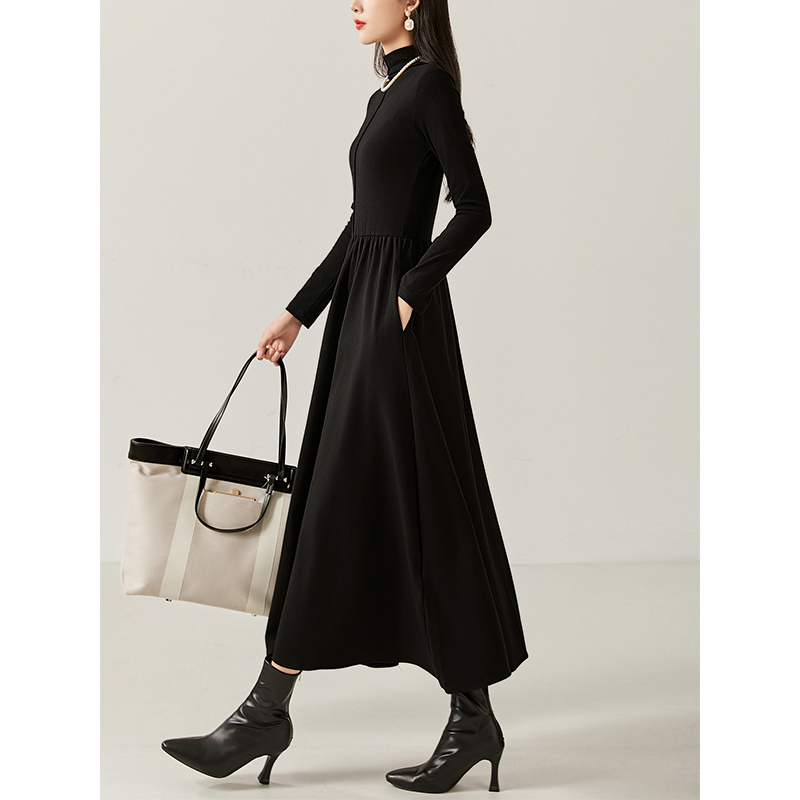 Knitted and Woven Fabric Patchwork Versatile Base Dress with a Half-High Collar, High Waist, and Large Hem, Japanese Style, Elegant Black Knitted and Woven Fabric Patchwork Versatile Base Dress with a Half-High Collar, High Waist, and Large Hem, Japanese Style, Elegant Black
