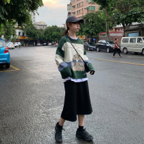 Autumn and winter 2021 new womens style French retro jumpsuit skirt sweater sweater with skirt two-piece dress