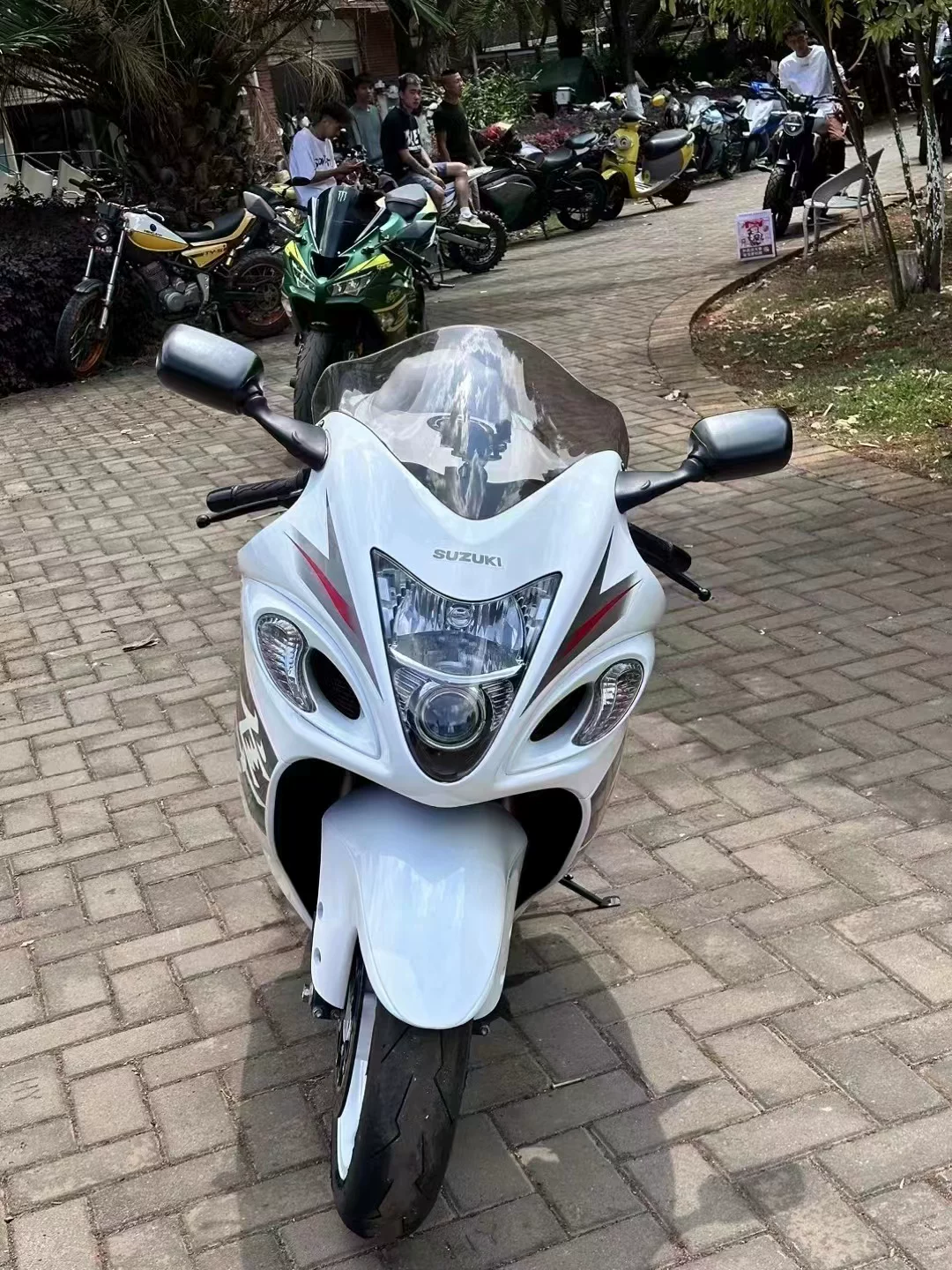 Импортированный Suzuki 1300CC небольшая R тяжелая машина 600 больший рабочий объем H2R маленький ниндзя R6 лежит горизонтально горизонта мотоцикл