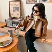 Коричневый