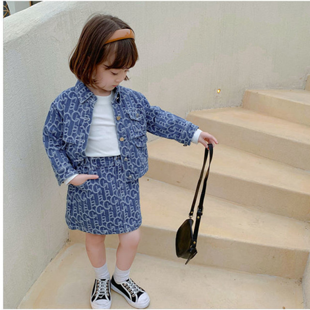 Girls' Western-style denim suit 2022 spring new Korean version children's jacket skirt little girl spring fashion trend