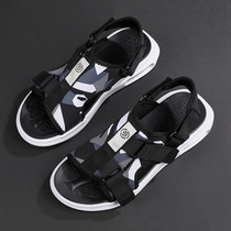 Summer slippers mens tide 2020 new Korean sandals non-slip personality outdoor net red men wear beach sandals