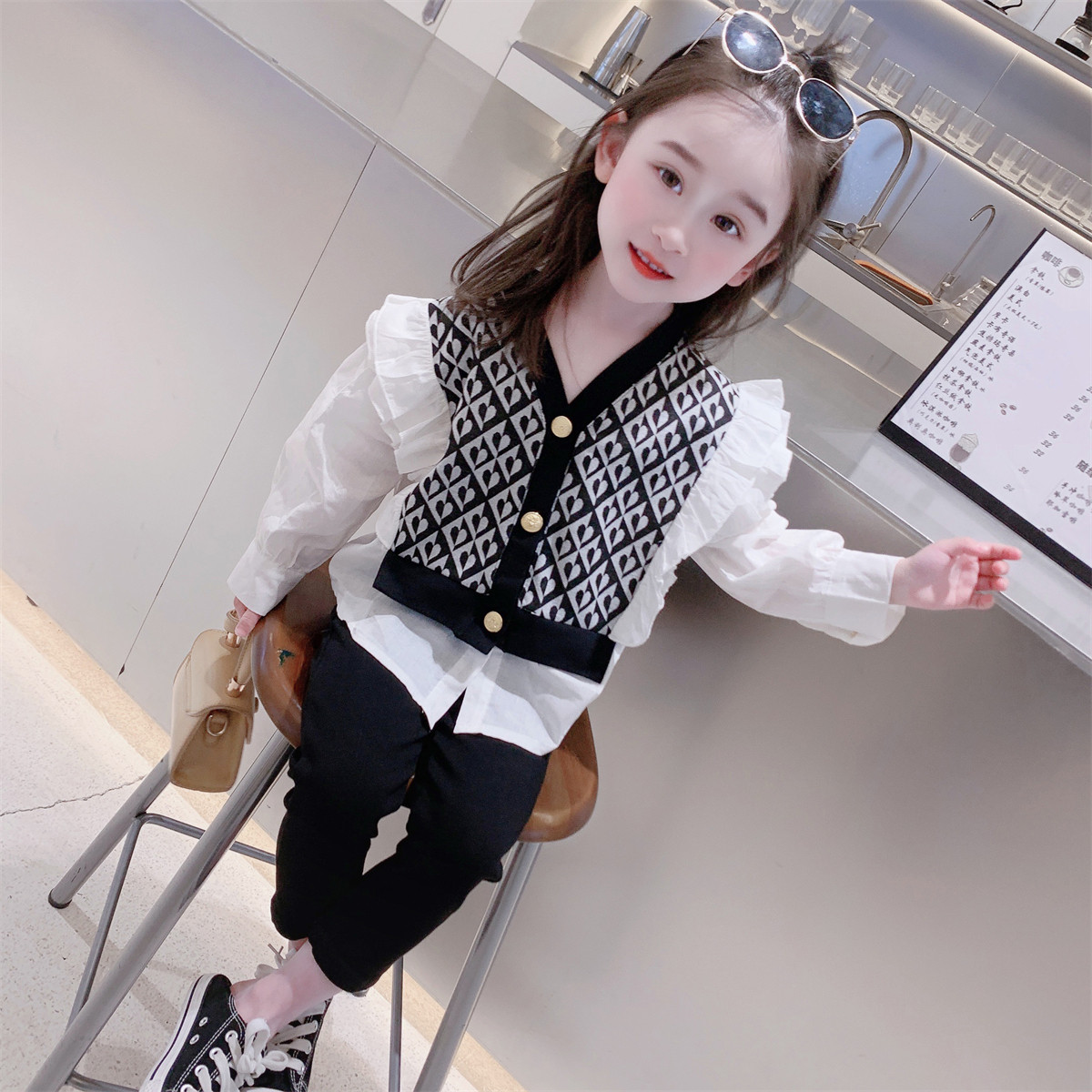 Girls fake two-piece shirts spring and autumn models 2022 new girl baby Western style shirts children's autumn knitted sweaters cardigans