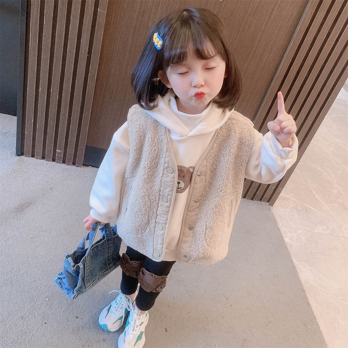 Girl Glint Suit Spring Autumn Clothing 2022 New Korean version of the Thickening Women's Baby Necroe Dress Machia Two Sets