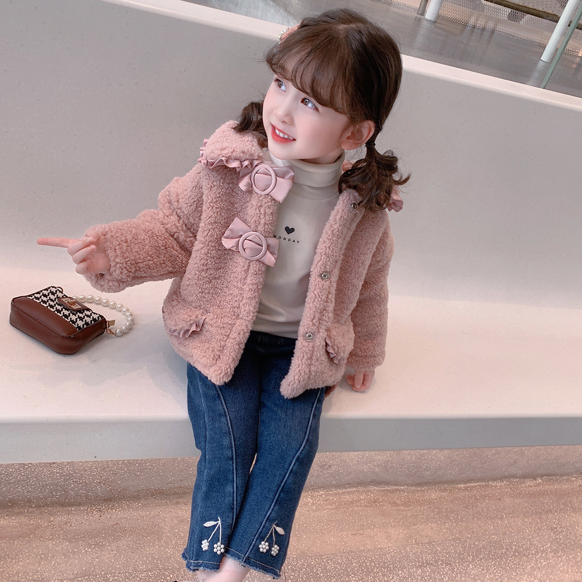 Girl lamb cashmere autumn winter sweater 2021 new plus cotton thickened jacket in young Han version Fashion foreign wave