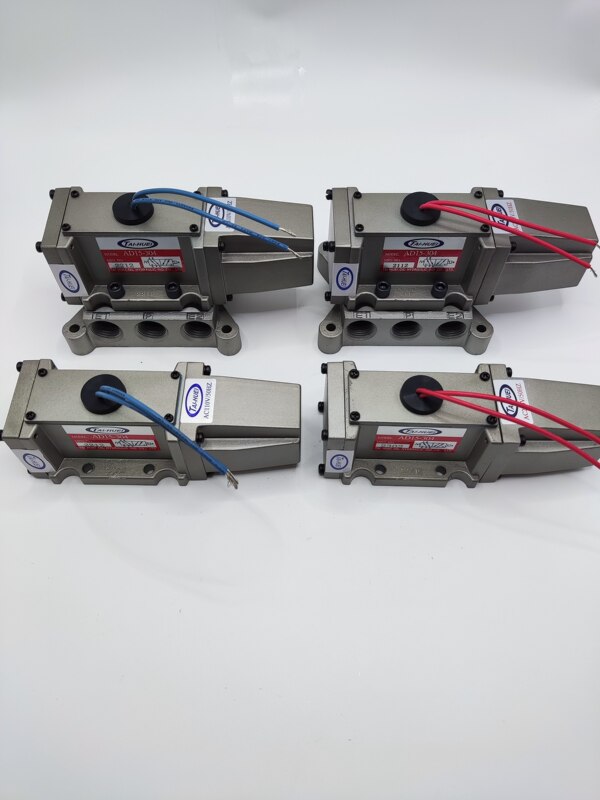 Original Taiwan Taihui Ad15-304 High-Flow Solenoid Valve Metal-Sealed Solenoid Valve Ac220V Ac110V