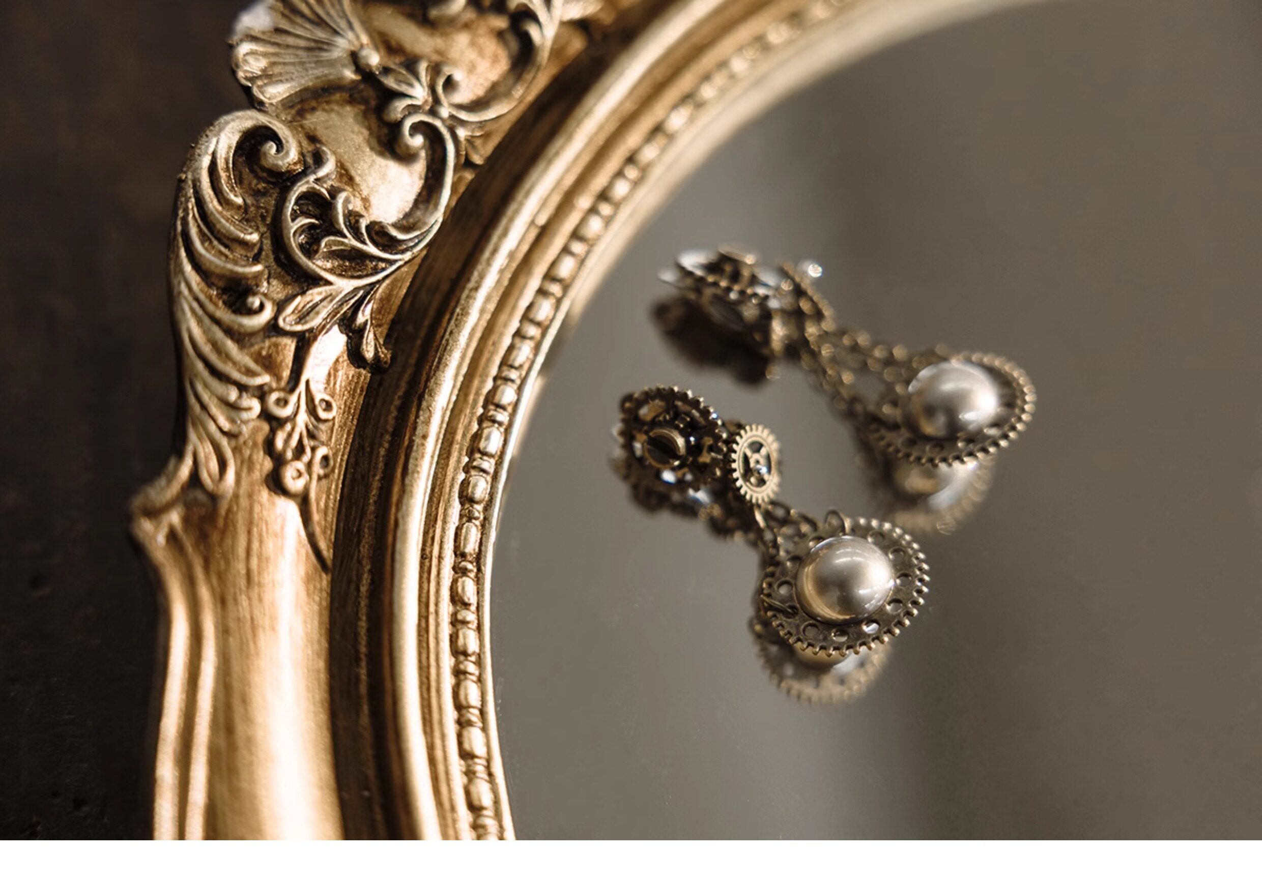 Lord of the Mysteries Sharon series faux pearl earrings detail image 16