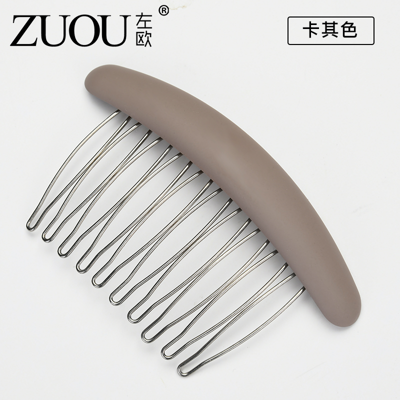 images 3:On the side of the hairpin, Liu Hai has broken hair and combed hair combing and combing hair card