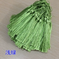 Светло -зеленая вертикальная закладка уши 100