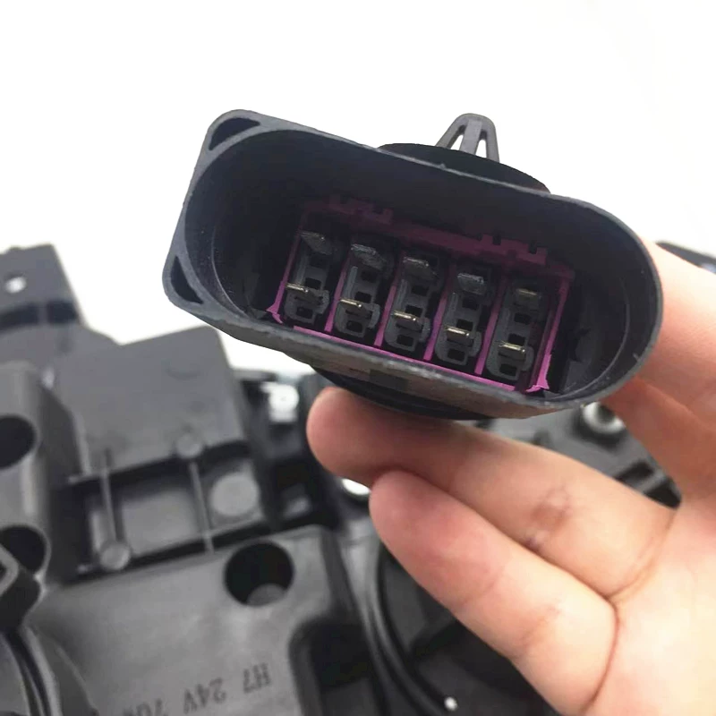 Подходящие для JAC Geer для отправки головной световой сборки K5 с дневными ходовыми огнями K5LK5W5X головная световая сборка