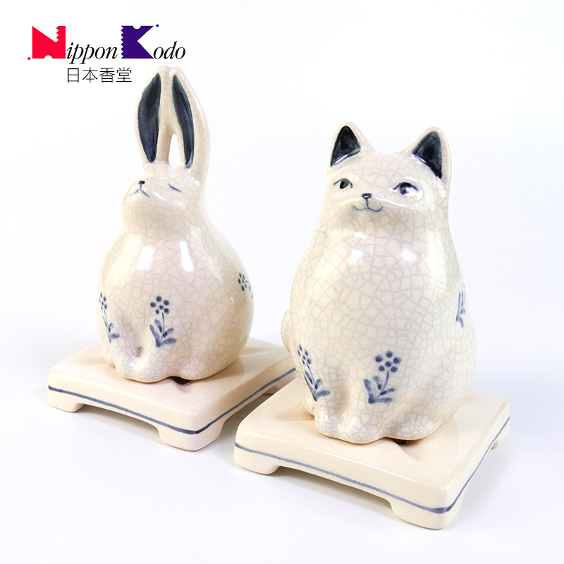 日本香堂冰裂纹猫型香炉兔子香皿陶瓷瀬户烧香炉线香塔香用香立