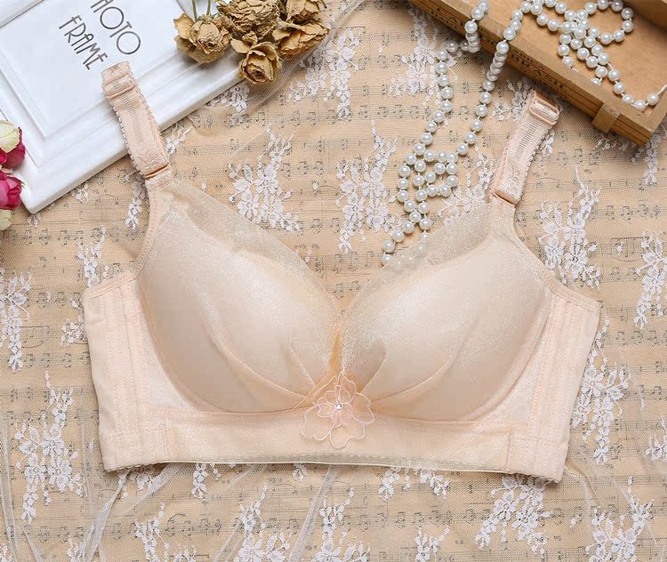 Phần mỏng thoáng khí không có vòng ngực bằng thép ngực lớn tập hợp điều chỉnh loại nhận quần lót ngực bốn ngực cỡ lớn áo ngực quần áo nữ