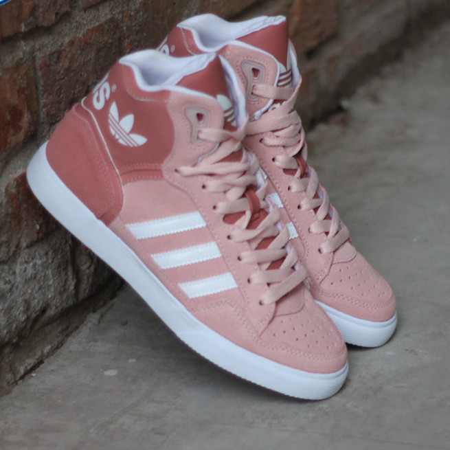 Adidas运动休闲板鞋 Adidas运动休闲板鞋
