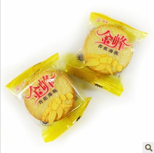 Golden Peak Thin Crisp Cookie Banana Taste 500 gr discreet and tasty pancakes-Taobao