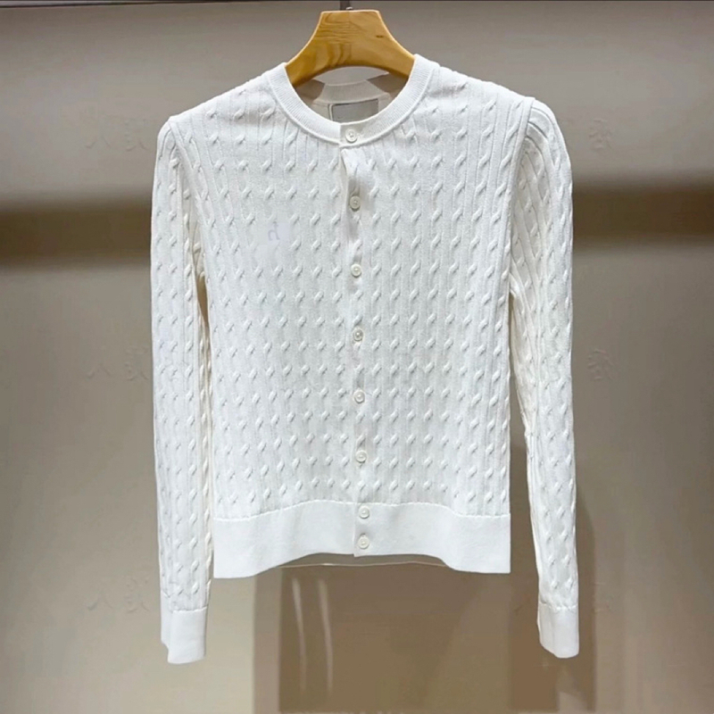 Korean High-End H Brand 25 Autumn/Winter Fashionable Versatile Round-Neck Cable Knit Pure Cotton Cardigan Korean High-End H Brand 25 Autumn/Winter Fashionable Versatile Round-Neck Cable Knit Pure Cotton Cardigan