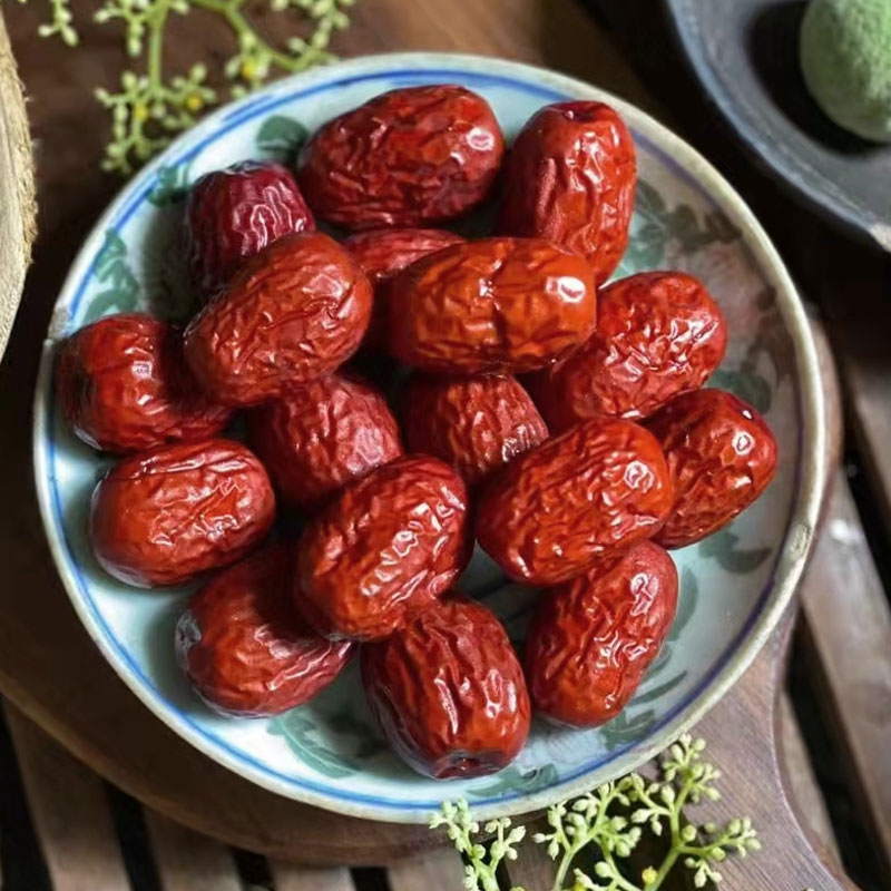 Red date meat thick solid nuclear small taste sweet and tasty 1 catty 500 gr (Xinjiang comrades' home)