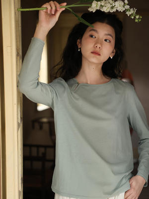 Xique Spring/Summer 2024 pure cotton mint green round neck slit loose casual long-sleeved knitted T-shirt