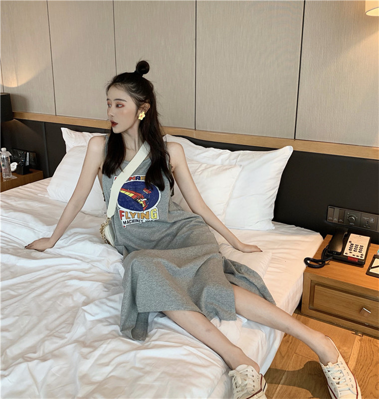 VK旗艦店 韓國風性感露背開叉時尚無袖洋裝