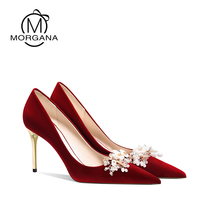 Wedding Shoes Show and wedding dress Two wearing bridal shoes 2022 new crystal small crowdsourced red heels for women not tired