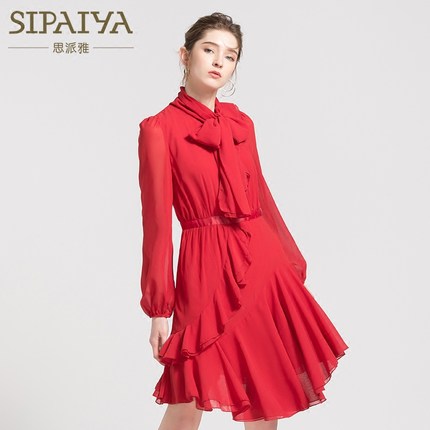 蝴蝶结蓬蓬连衣裙女夏2018新款灯笼袖红色雪