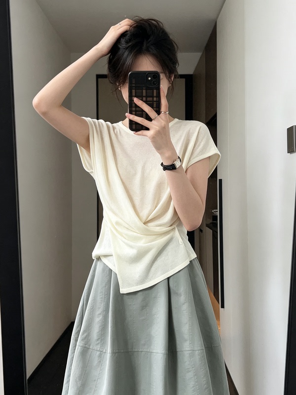 Morning Picnic 2026 New Korean Style Twisted Knit Simple Versatile Round Neck T-Shirt Women's Casual Top