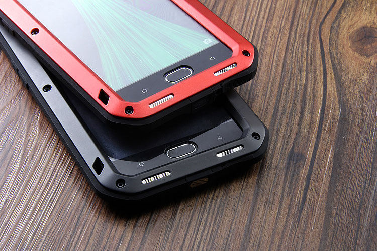 LOVE MEI Powerful Water Resistant Shockproof Dust/Dirt/Snow Proof Aluminum Metal Outdoor Gorilla Glass Heavy Duty Case Cover for OPPO R11 & OPPO R11 Plus